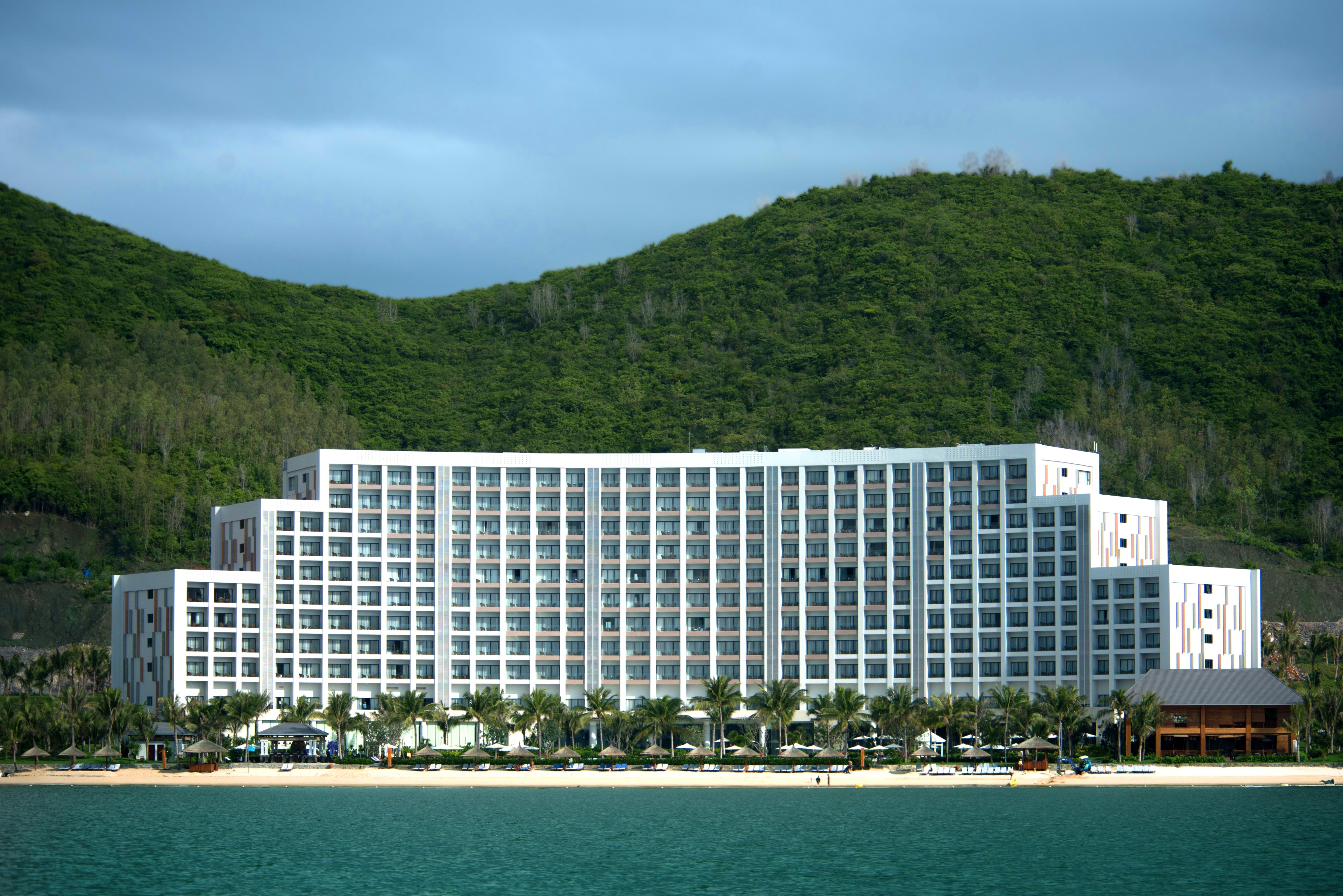 Vinpearl Resort & Spa Nha Trang Bay Exterior photo